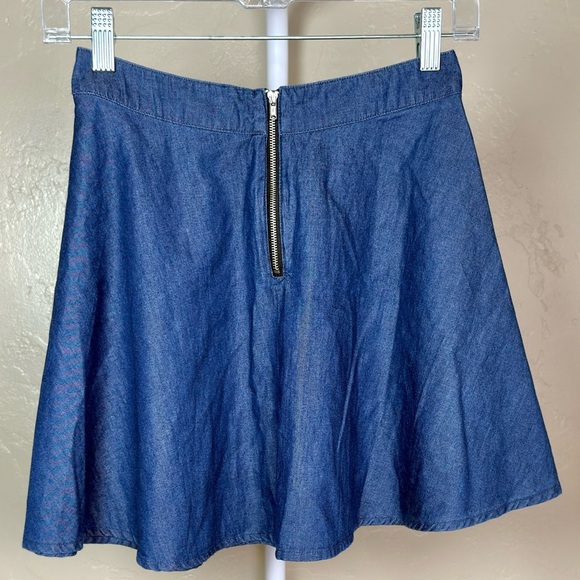 Forever 21 A-line Lightweight Denim Mini Skirt XS - Picture 2 of 7